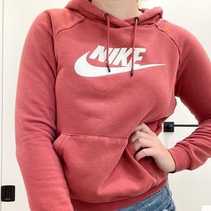Super cute Nike Hoodie